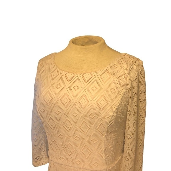 Lily Rose Bateau Neck Low-Back Dress Fit & Flared Ivory Lace Over Cream Size Sm - Picture 2 of 9